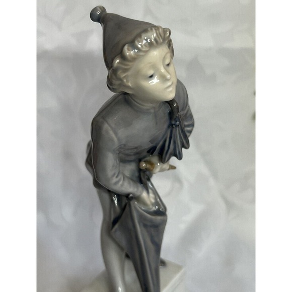 ROYAL COPENHAGEN Denmark #1129 The Sandman With Umbrella - Picture 7 of 9